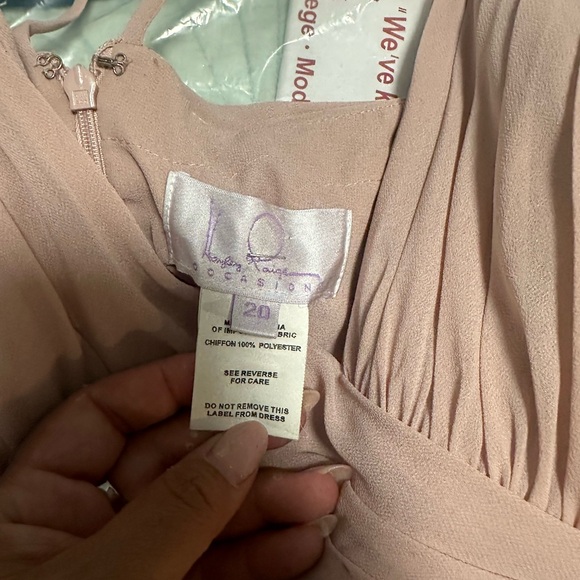 Dusty rose bridesmaid dress - Picture 3 of 5